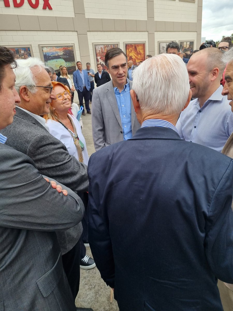 redadimra's tweet photo. 📢Hoy autoridades de #ADIMRA están acompañando a @Martin_M_Guzman, en la visita a la PyME metalúrgica @adoxsa empresa socia de ADIMRA. https://t.co/gw34An9cZM