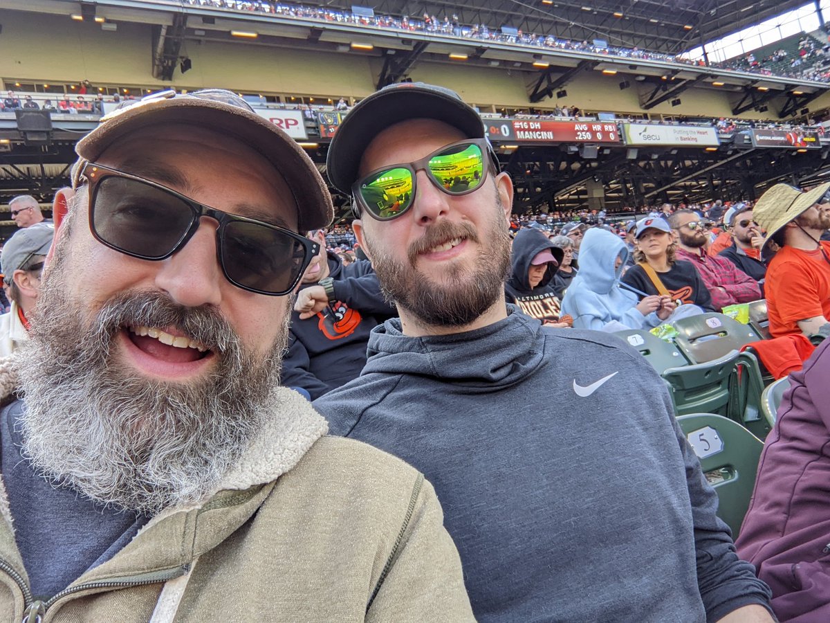 If we were playing by the rules right now, @soultoasty and I would be in the office right now instead of at Camden Yards for the O's Opening Day festivities. 
.
.
#letsgoos #orioles #Baltimore #baseball #daydrinking https://t.co/RlgHng6Hqa