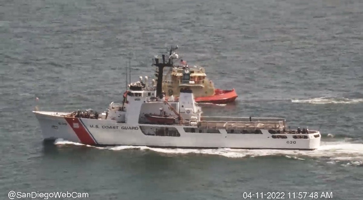 WarshipCam's tweet photo. USCGC Alert (WMEC-630) Reliance-class medium endurance cutter coming into San Diego - April 11, 2022 #uscgcalert #wmec630 https://t.co/uhk81ooviI