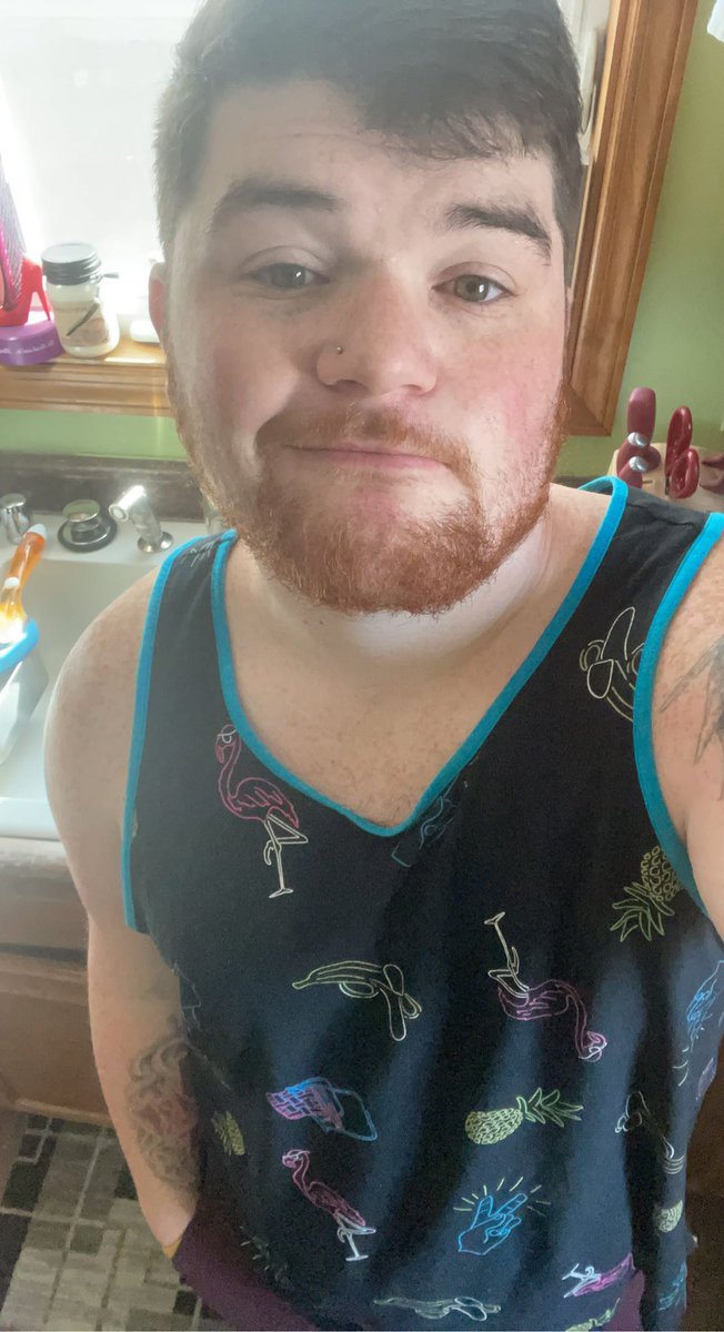 MidwestRighty's tweet photo. Felt decent in this photo…for once. 😂

#Wisconsin #tanktopweather #spring #gay #tatted #pierced https://t.co/MvQQBGGLft