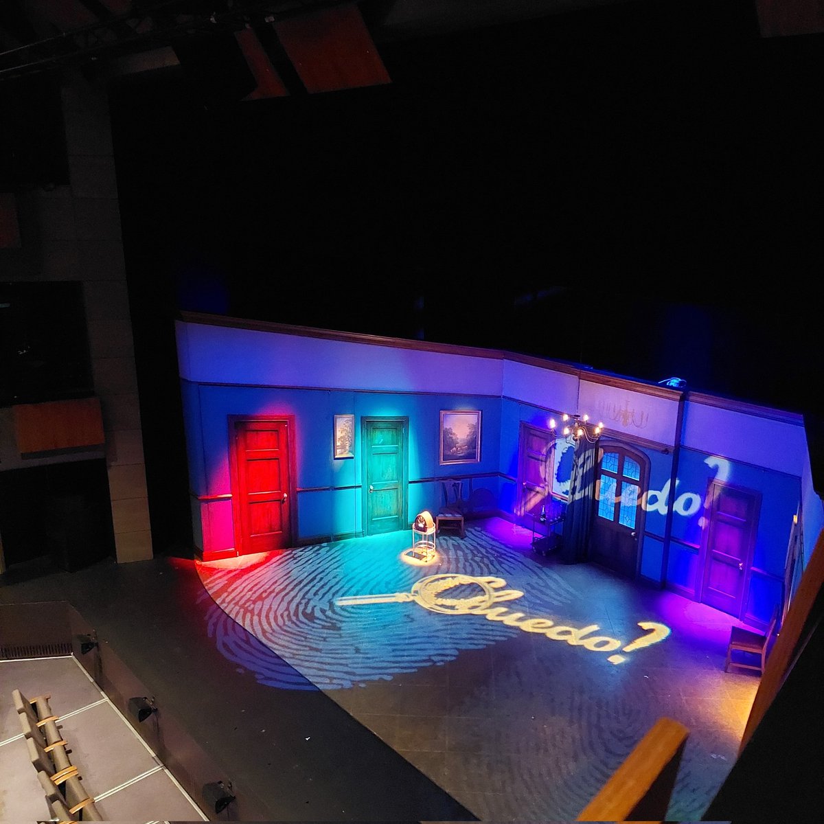 HannahW333's tweet photo. Went to Theatre Severn to see Cluedo and it was EVERYTHING. A comedic thriller based on a board game is my kind of entertainment and a perfect chance to escape from my mind and the real world for 2 hours. https://t.co/xcfrXP86be