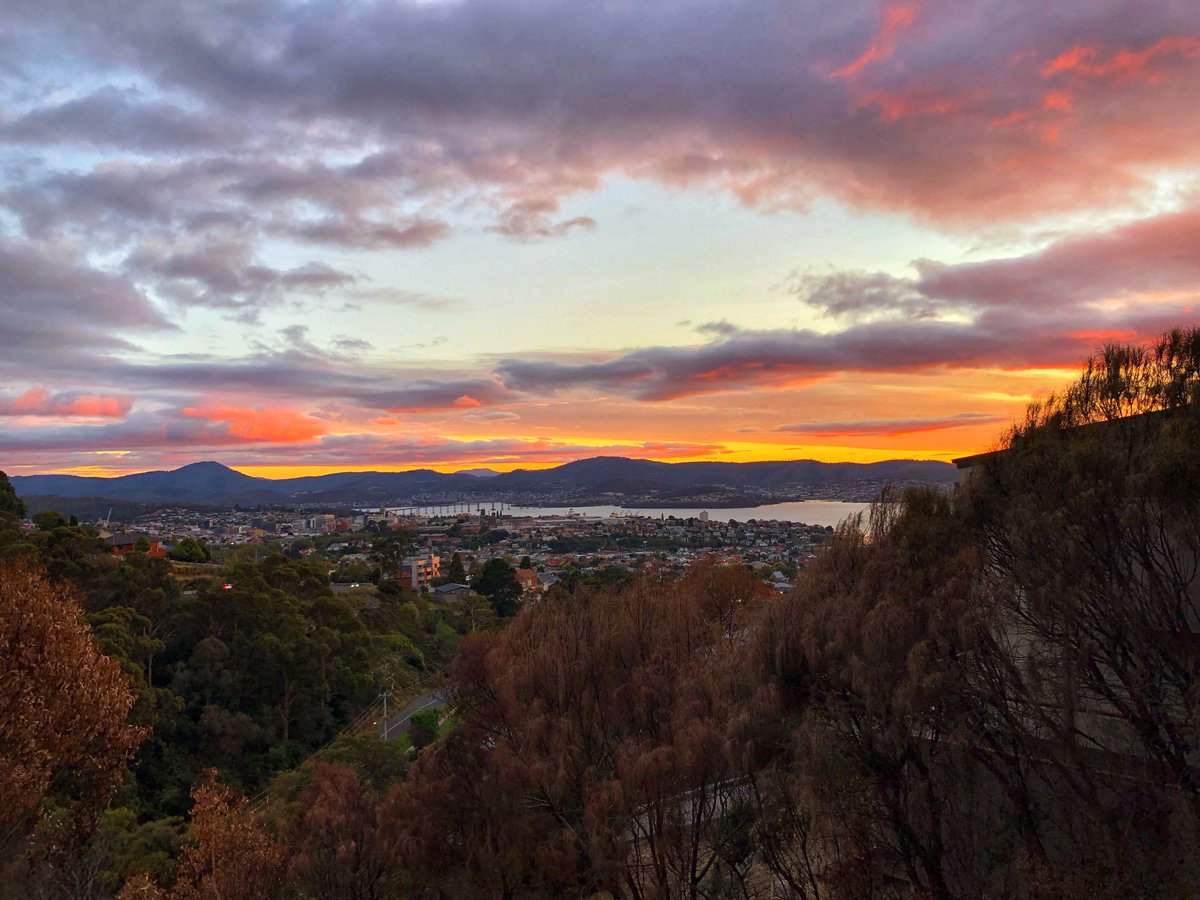 Good morning from #Hobart #Tasmania #viewfrommywindow