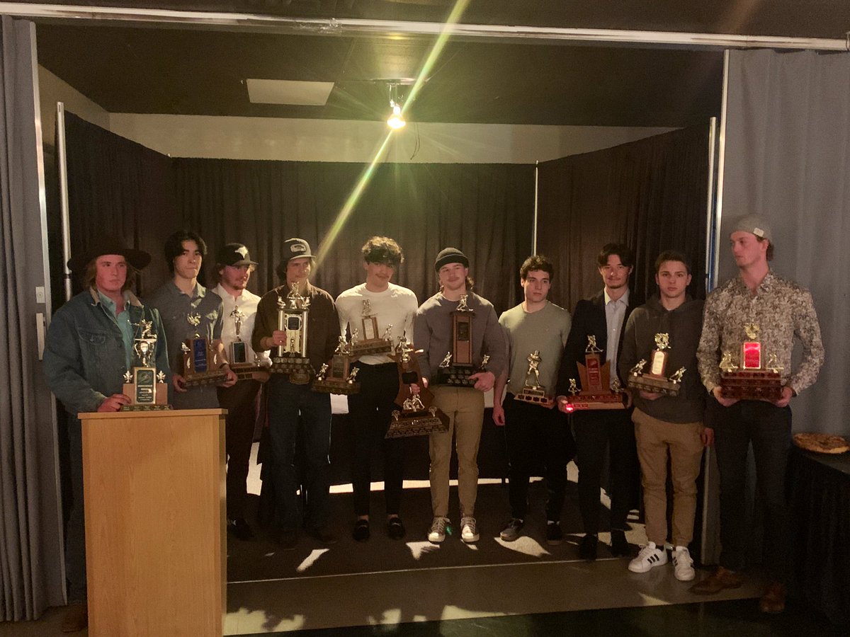 AirdrieThunder's tweet photo. Our award winners. Congrats to all our winners, and to the rest of the team on an amazing season. https://t.co/ZTXWaqzWMb