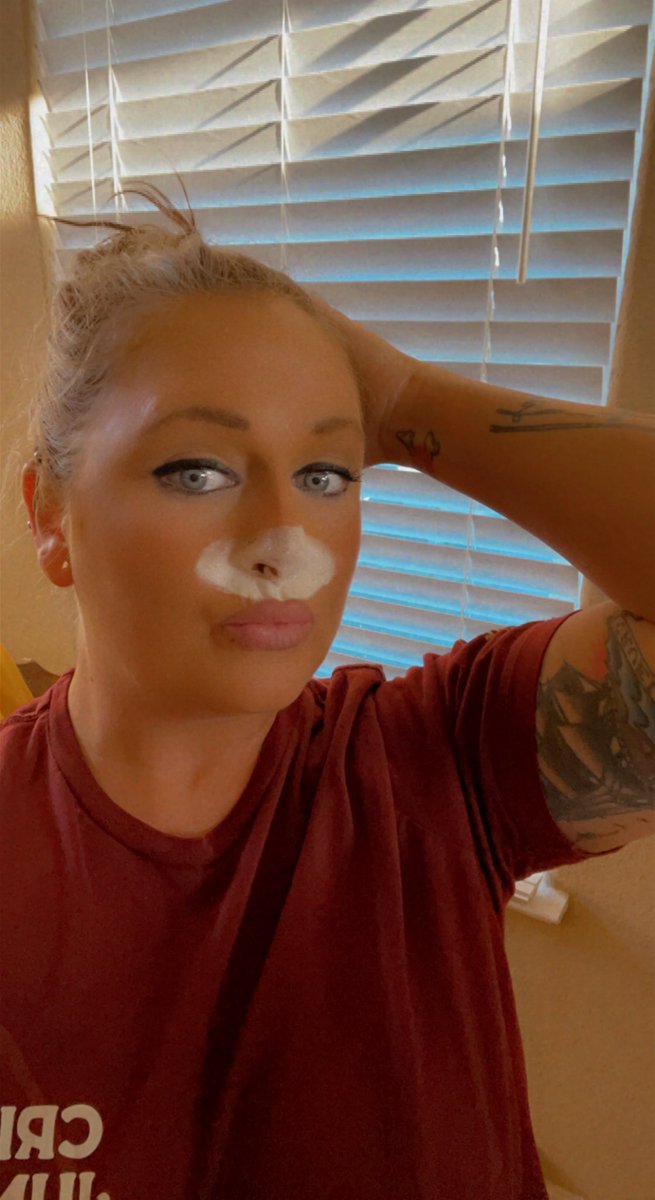 brittany_bewley's tweet image. #buttpaste