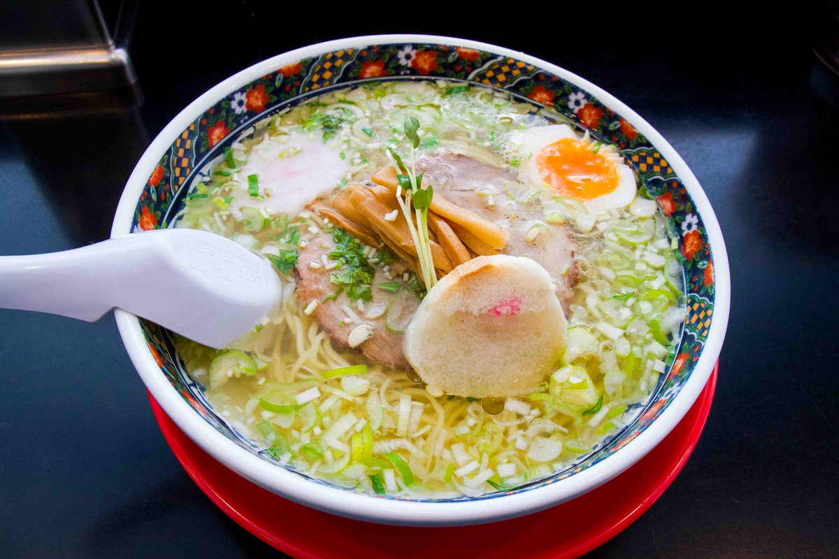 5amRamen's tweet photo. Hakodate ramen shop "Ajisai" is undoubtedly the city's most famous ramen shop. Their clear shio ramen is as complex as it is flavorsome.  

https://t.co/lXOfm4zT2n

#Hakodate #ramennoodles #ramen #eatramen #ramenaddict #5amRamen https://t.co/B2R4Ac0Rjz
