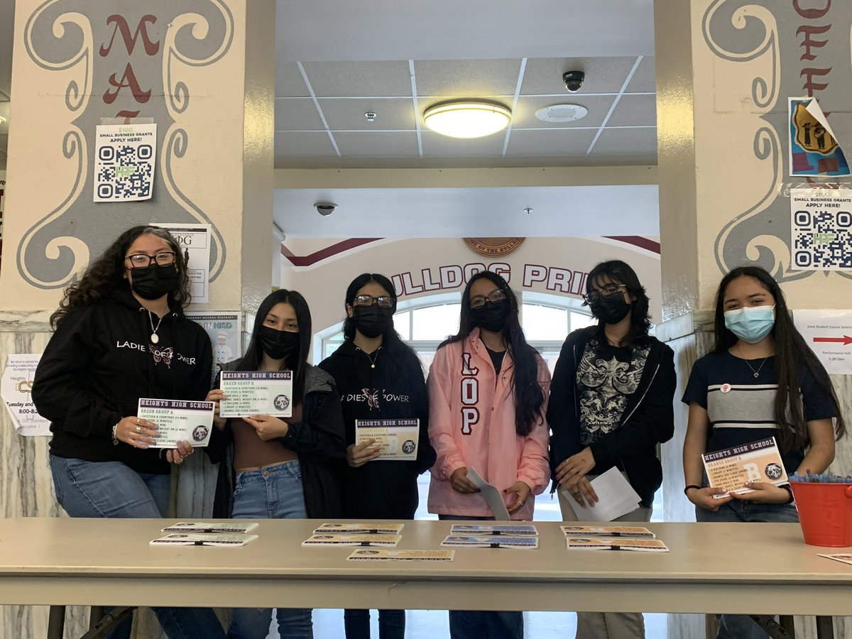 LOP forever <3 ! Thanks to everyone who volunteered today to promote LOP :) !