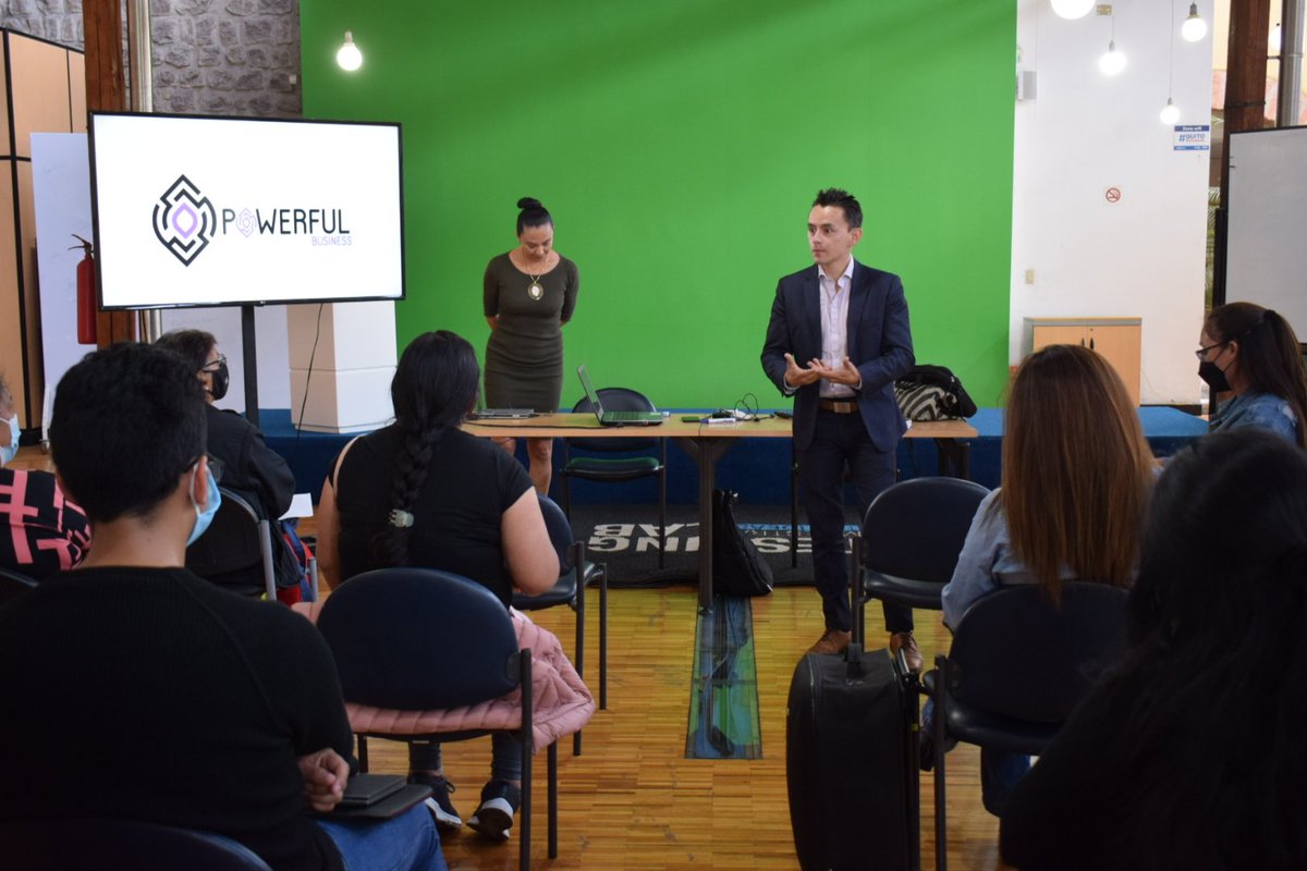 ConquitoUIO's tweet photo. #Entérate | @CAPEIPI_, Campbell Events y #Conquito realizaron un taller de capacitación sobre Servicio al Cliente a mipymes y actores de la Economía Popular y Solidaria que participarán en la feria #Ecuatextil.

Regístrate para asistir 👉 https://t.co/UuuHwnzLYy https://t.co/5Ml5N96Hka