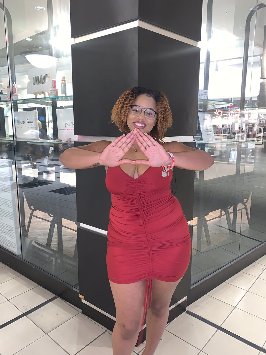 trinitynakelle's tweet photo. Happy First DELTAversary to my beautiful sisters and I ♥️🐘 #forevergrateful #alifetimetogo https://t.co/ANO3Tsfheq