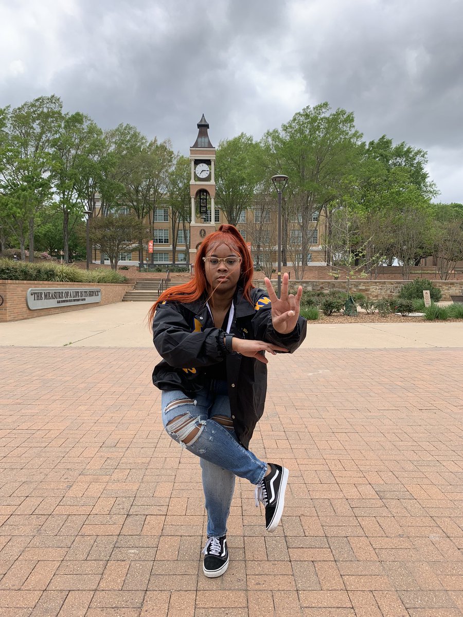 Tiara 💙 tweet media