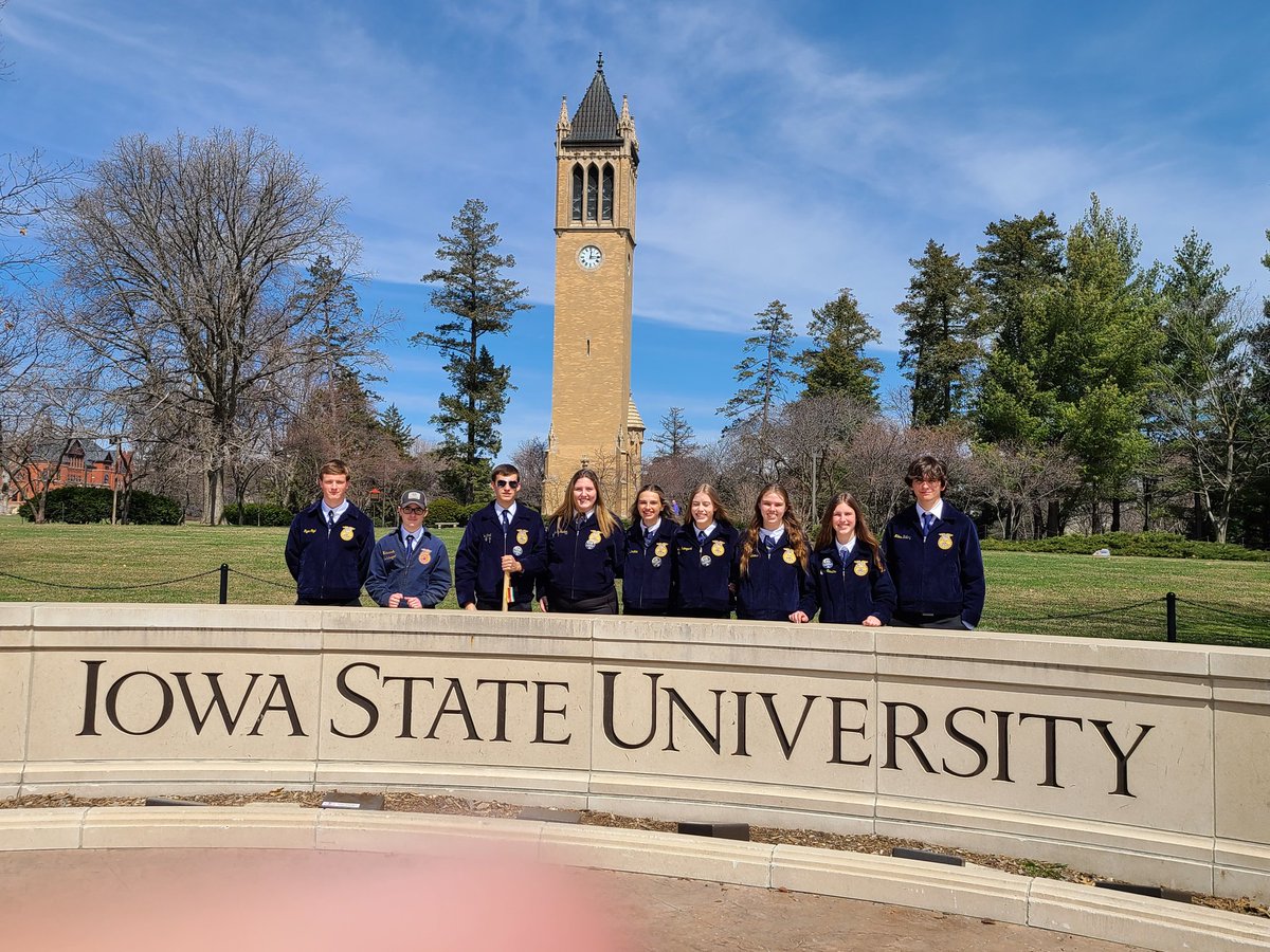 PanoramaFFA's tweet photo. Today's group packaged meals, took a campus tour, Kaidyn and Miles display earned bronze rating, and the Sarahs served as delegates this morning. We also got to see some alumni members. #phsffa https://t.co/cR5IBc6lil