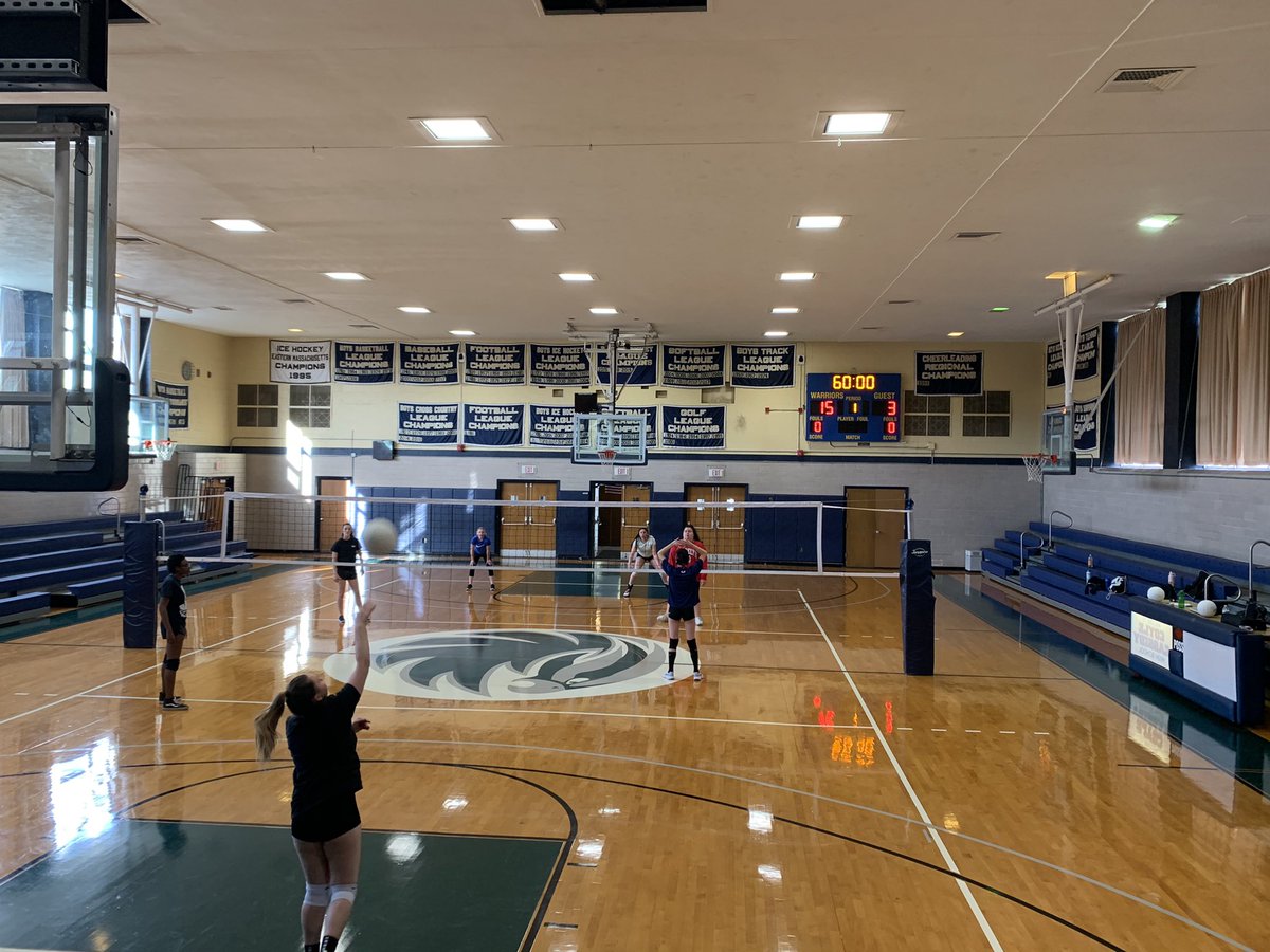 BristolBayhawks's tweet photo. First day of #intramural #volleyball. There are spots available for enrolled @BristolCC students. https://t.co/dmmmLs148n