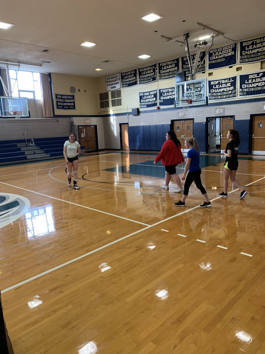 BristolBayhawks's tweet photo. First day of #intramural #volleyball. There are spots available for enrolled @BristolCC students. https://t.co/dmmmLs148n