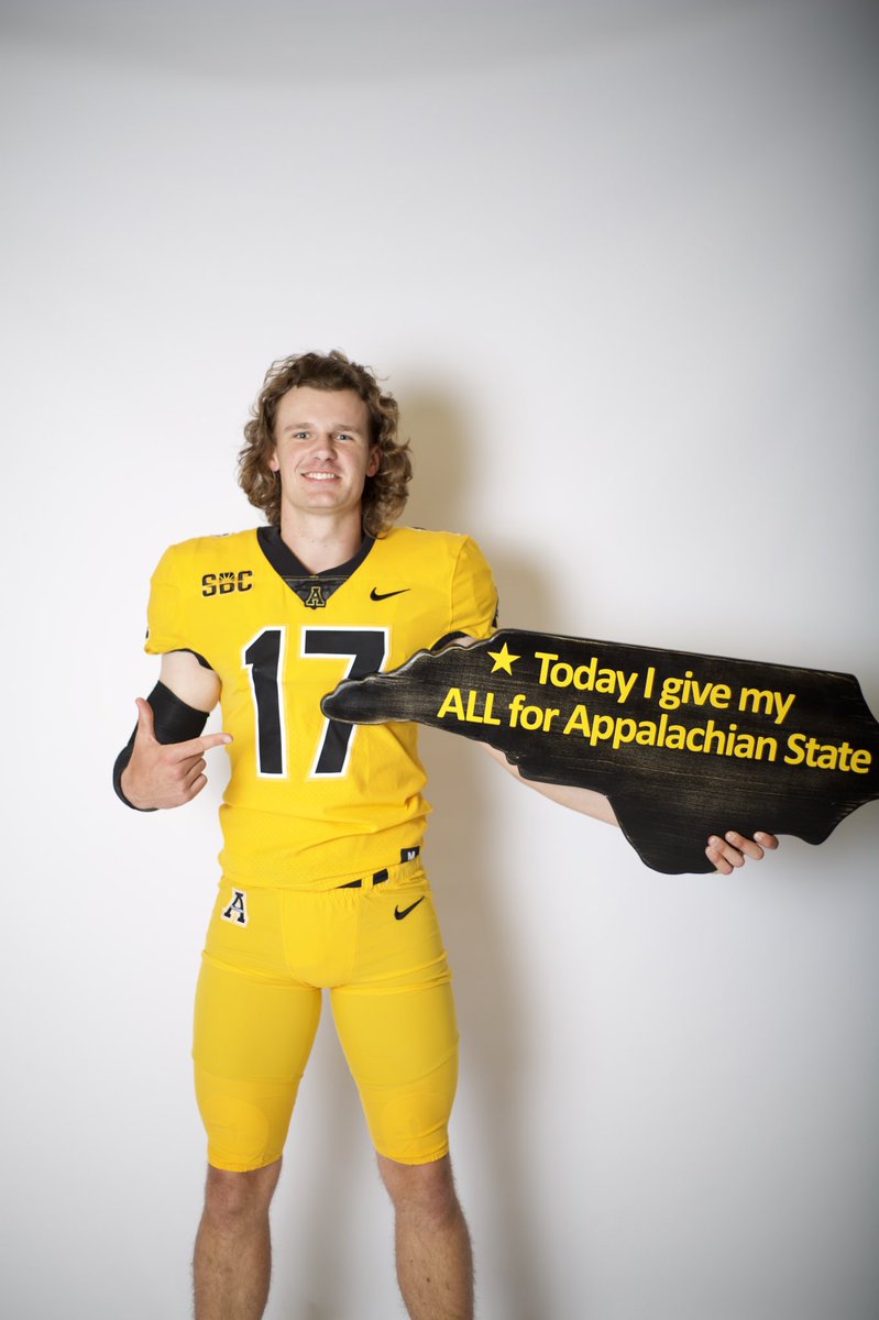 Had a great visit to App St on Saturday! Boone is a special place! <a href="/Coach_Barbay/">Kevin Barbay</a> <a href="/BrandonHuffman/">Brandon Huffman</a> @MohrRecruiting <a href="/Andrew_Ivins/">Andrew Ivins</a> <a href="/coach_sclark/">Shawn Clark</a> <a href="/CoachHenryStone/">Henry Stone</a> <a href="/CoachDeBastiani/">Mark DeBastiani</a> <a href="/CoachSantana_/">Devin Santana</a> <a href="/CoachKyleBrey/">Kyle Brey</a> @CoachChris_D <a href="/CoachGouldIMG/">Kurt Gould</a> <a href="/nexgenscouting/">Keith Smilie</a> @joelgclark <a href="/realtbannerman/">Tyler Bannerman</a>
