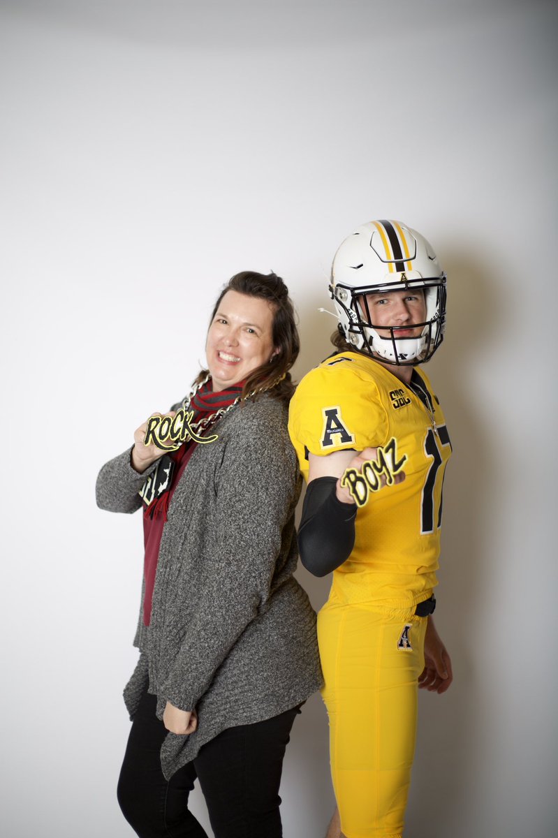 masontmchugh's tweet photo. Had a great visit to App St on Saturday! Boone is a special place! @Coach_Barbay @BrandonHuffman @MohrRecruiting @Andrew_Ivins @coach_sclark @CoachHenryStone @CoachDeBastiani @CoachSantana_ @CoachKyleBrey @CoachChris_D @CoachGouldIMG @nexgenscouting @joelgclark @realtbannerman https://t.co/E77oiiy175