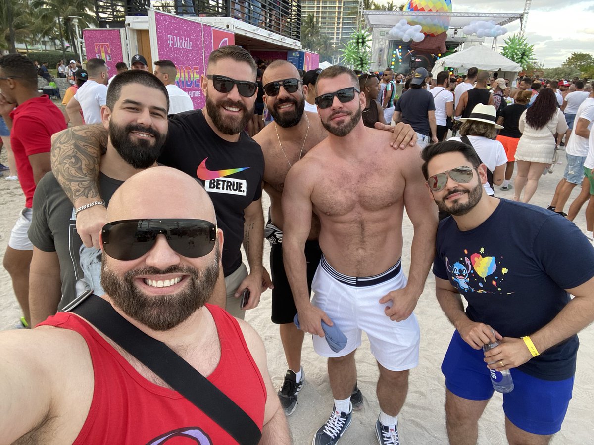 PapiCyeran's tweet photo. Pride is always fun but Pride at Miami Beach is even more fun.
Glad to be GAY in Florida!
#sobepride #miamipride #miamibeachpride #gay #saygay #pocketbear #bears #LGBTQ #gaymer #twitchgaymer #twitchgay #gaygaymer #twitch #twitchpride https://t.co/XW76SNMObE
