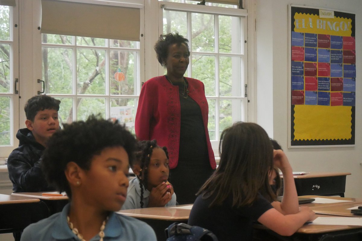 OIFrancophonie's tweet photo. En visite officielle en #Louisiane, membre observateur de l'#OIF depuis 2018, la Secrétaire générale de la #Francophonie @LMushikiwabo a visité l' « International school of Louisiana » de la Nouvelle-Orléans, modèle d’éducation bilingue en immersion. https://t.co/VMQwlhbuM1