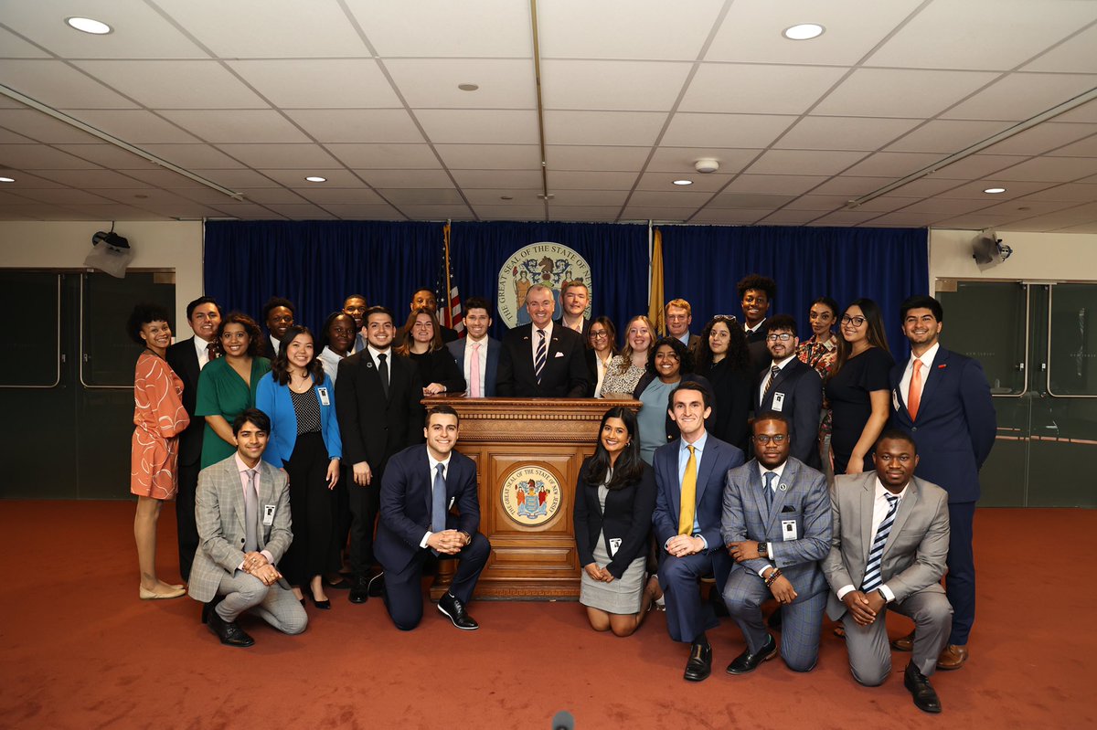 GovMurphy's tweet photo. Today, I met with Student Government Association Presidents from colleges and universities across our state. By improving higher education access and affordability, we are restoring New Jersey as the State of Opportunity for the next generation. https://t.co/D85rWo7puQ