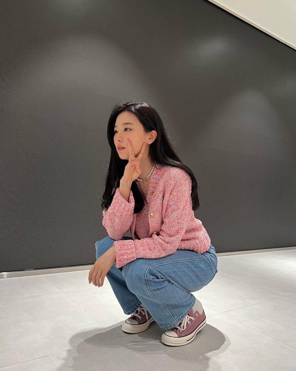 Seulgi tweet media