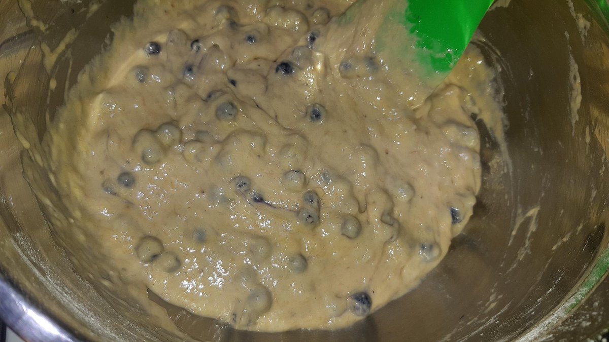 KowaiGaijin's tweet photo. Back to basics!
Working on my classic #deliciousmiling blueberry banana bread mini muffins recipe.
I should come up with a funny name for these little kritters... https://t.co/yQOiKRDAqA