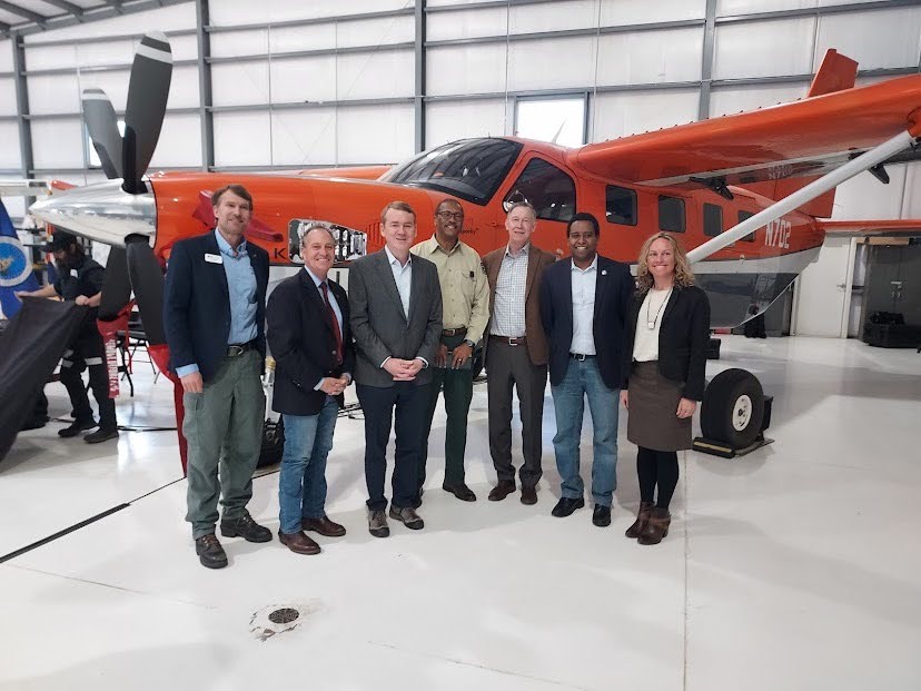 A big day for CO Forests, <a href="/SecVilsack/">Secretary Tom Vilsack</a> &amp; <a href="/SecDebHaaland/">Secretary Deb Haaland</a> <a href="/GovofCO/">Governor Jared Polis</a>
announced $18 million for immediate forest health/wildfire mitigation projects along CO Front Range. A true Shared Stewardship approach to our public lands.  
colorado.gov/governor/news/…