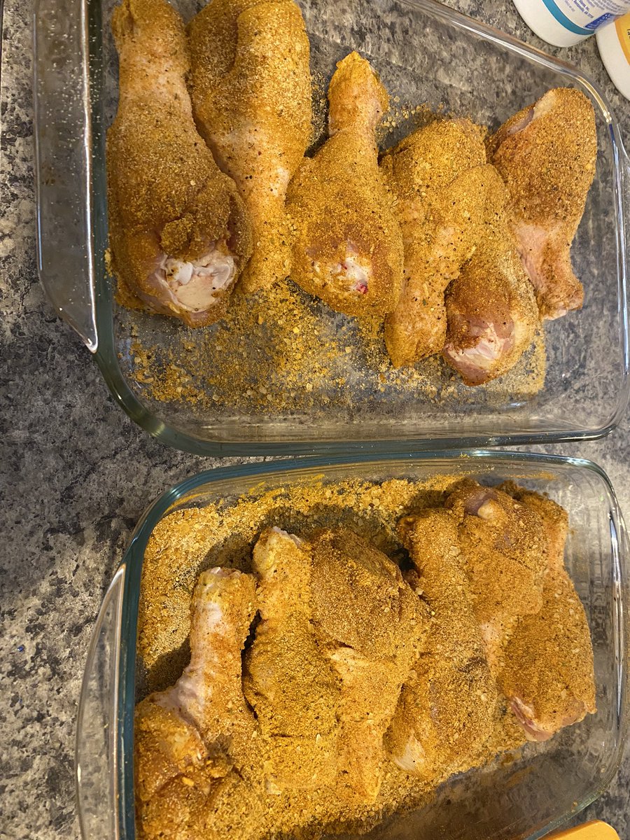 chef_carmine's tweet photo. The rub mix #chicken #drumsticks #fat #body #Food #letseat #dinnertime #dinner #cooking_dinner #chefcarmine https://t.co/lI5FU30n6R
