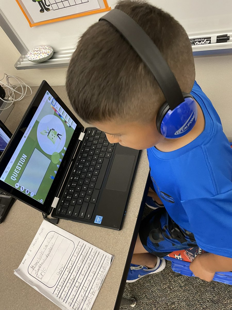 MCorley_ASE's tweet photo. PBL Research Step 4 share your learning. What better way to share than a @Seesaw slideshow where they can use text boxes to type and the record button to read! @KWhite_ASE @HumbleISD_ASE #whatdidyoufindout #firstgradersatwork https://t.co/hoknHaqLWE