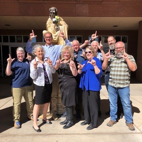 NAUClineLibrary's tweet photo. Today is #NAUGivingDay! Make a difference in a cause you support here πhttps://t.co/gJcP4c3Yci. This motley crew (aka the Library Leadership Council) collectively pledged $1K for a Library Challenge. Ten gifts unlock it! #LJs #JacksUp #nau #TrueBlueNAU ππ https://t.co/vhvP5R38vb