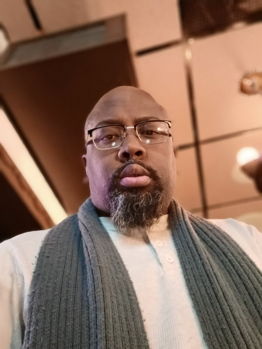 DeShawnMilw's tweet photo. About to drop a few. It's been a while. https://t.co/wuKDQs2f3v