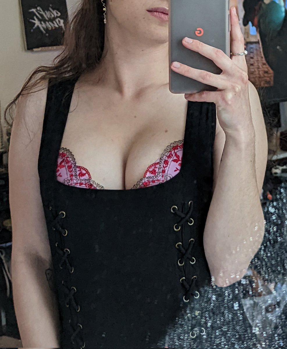 assisextra's tweet photo. Put some new stuff up. Requests and DMs are open https://t.co/gfHOVAoAMw

#commissionsopen #onlyfansgirl #sexygirl #Accounting #onlyfansvideos #fun #adult #nsfwtwt https://t.co/BU1wFR4Ika