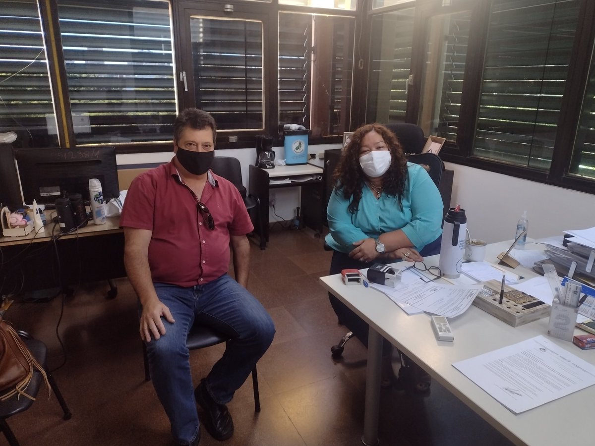 Con Supervisores Región I, III, IV y VI atendimos y resolvimos particulares de cada región brindando siempre soluciones y respuestas concretas a nuestros Colegas! Equipazo Secundaria <a href="/BarbaroLorena/">Analia Lorena Barbaro</a> <a href="/grillo141/">Ruben Dario</a> <a href="/CGEMisiones/">CGE Misiones</a> <a href="/Norbertodiaz80/">Norberto Diaz</a> <a href="/FlaviaPao/">Flavia Rodriguez</a> <a href="/ArtuiLucila/">lucila mabel artui</a> <a href="/DorisGo59129068/">Rosalba</a>