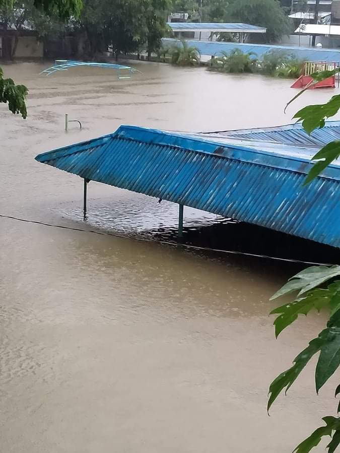 hourlyakd3's tweet image. PLEASE RETWEET #NorthernIloiloNeedsHelp