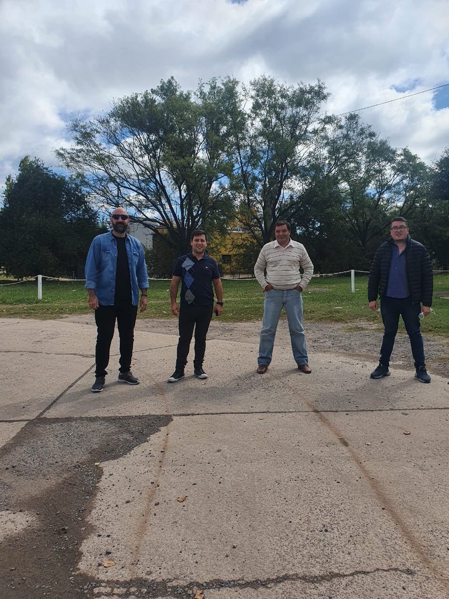 Esta mañana visitamos en #Suipacha al compañero <a href="/Jorge_Franco_80/">Jorge Daniel Franco</a>, referente político de ese distrito y nueva incorporación al <a href="/partido3p/">Partido Tercera Posición</a>… 
Bienvenido Jorge al equipo! 

<a href="/partido3p/">Partido Tercera Posición</a> <a href="/GracielaCamano/">Graciela Camaño</a> <a href="/GermanPavone/">German Pavone</a> <a href="/JPCHARLY_/">Charly Gonzalez</a>