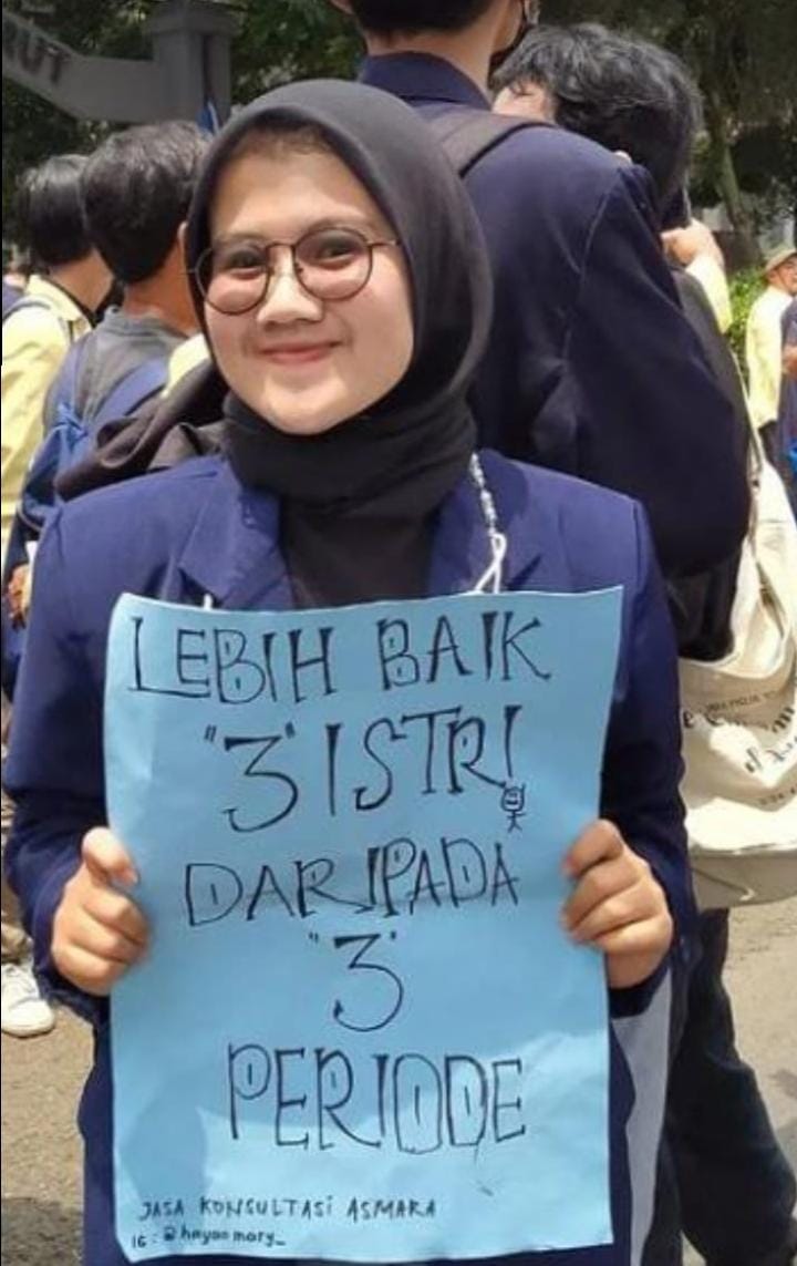 ElinaDio's tweet photo. Nggak yg tua..nggak yg muda 
Perempuan2nya sange'an https://t.co/g75biw3h7r