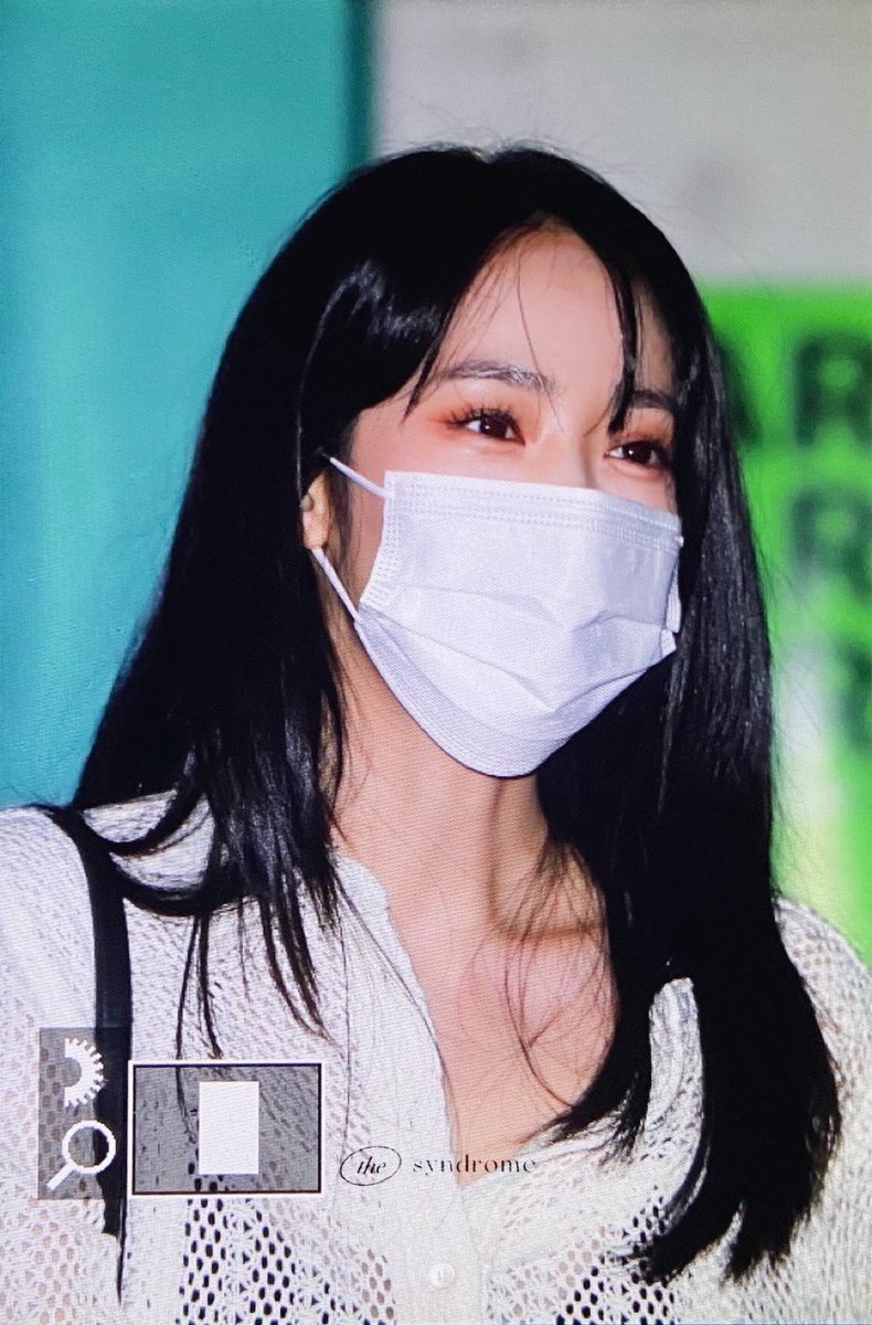 sinbhourly's tweet photo. #신비 #SINB #비비지 #VIVIZ https://t.co/RXTUBDjesF