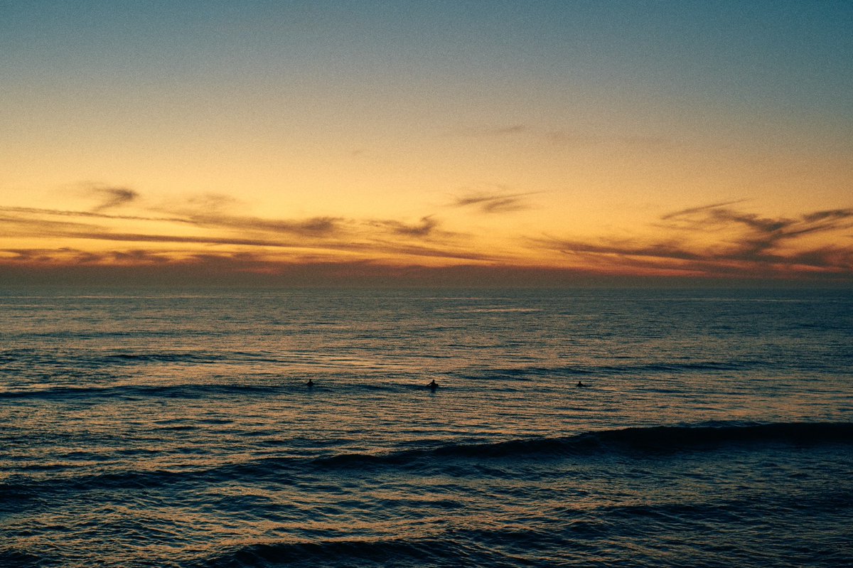 switchfoot's tweet photo. I belong, 
Somewhere past the Setting Sun… 
#TheSettingSun https://t.co/65zdw57FUn