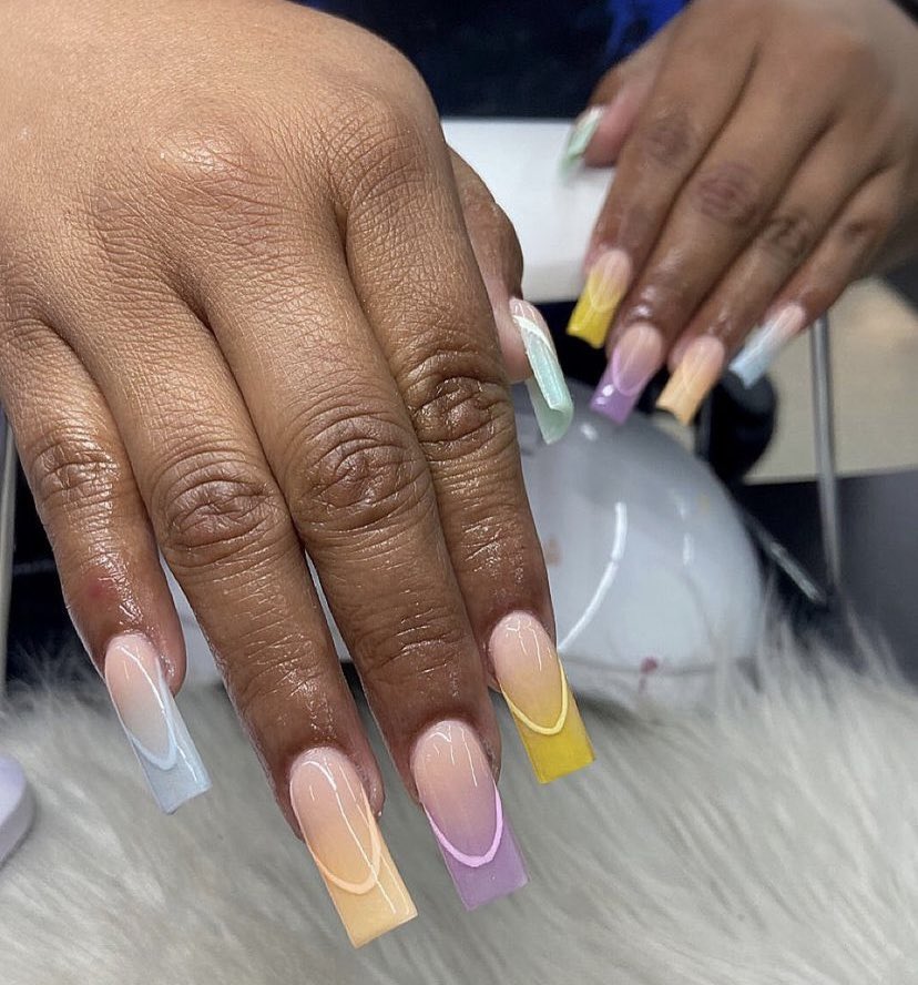 taraa_moraa's tweet photo. Hey girls, my name is Tara🤍 I’m a licensed Cosmetologist and I’ve recently located to Polished Ink Salon in Woodlake Ca and I’m looking to expand my clientele. I offer pedicures and acrylic pedicures as well, if you have any questions feel free to DM me✨Instagram @Glam_T_Beauty https://t.co/yiIwhPxv7a