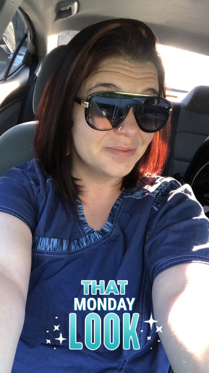 AmandaJO030789's tweet photo. We all got a sad story, you either make it your excuse or your motivation. #MotivationMonday #motivatedaf #leggo https://t.co/IQz4qWebc2