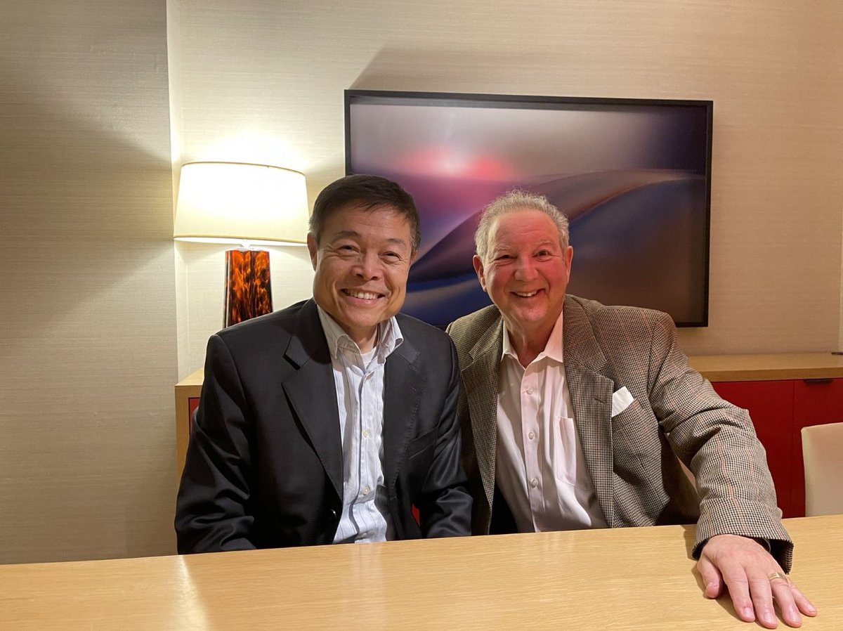 RenardIntl's tweet photo. Steve Renard and Jeff Li (CEO Silverbirch hotels) at the Canadian Hotel Conference Toronto this past week. https://t.co/kMzfwLVfKb