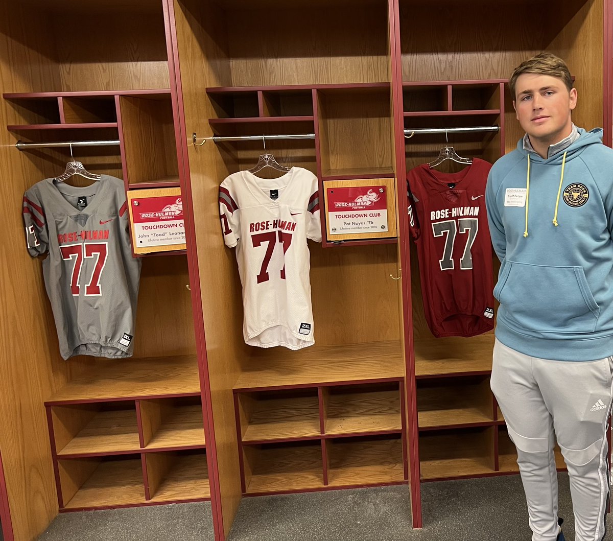 TroyMcFarlane4's tweet photo. Had a great visit to @RoseHulmanFB @RoseHulman the campus and the football program are both amazing and truly synced for success playing competitive football while securing a degree from #1 engineering school. Big thanks to @Coach_Fries and @CoachSokolRHIT https://t.co/Hb2Yx0FOQe