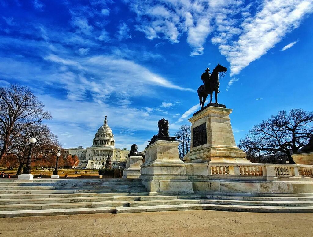 ocelopan's tweet photo. Last Time at the Capitol
Taken December 2019
.
.
.
.
#WashingtonDC #Capitol #Dome #CapitolDome #morning #aroundtheworldpix #flashesofdelight #theglobewanderer #unlimitedcities #travelog #Note10PlusPhotography https://t.co/GwFliaLzf3 https://t.co/CJIpFryfXE
