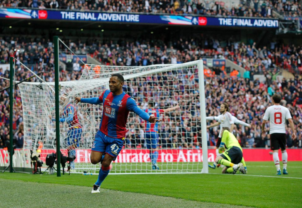 standinthesun's tweet photo. Do it for them on Sunday @CPFC ❤💙 https://t.co/S8gonIF5Im