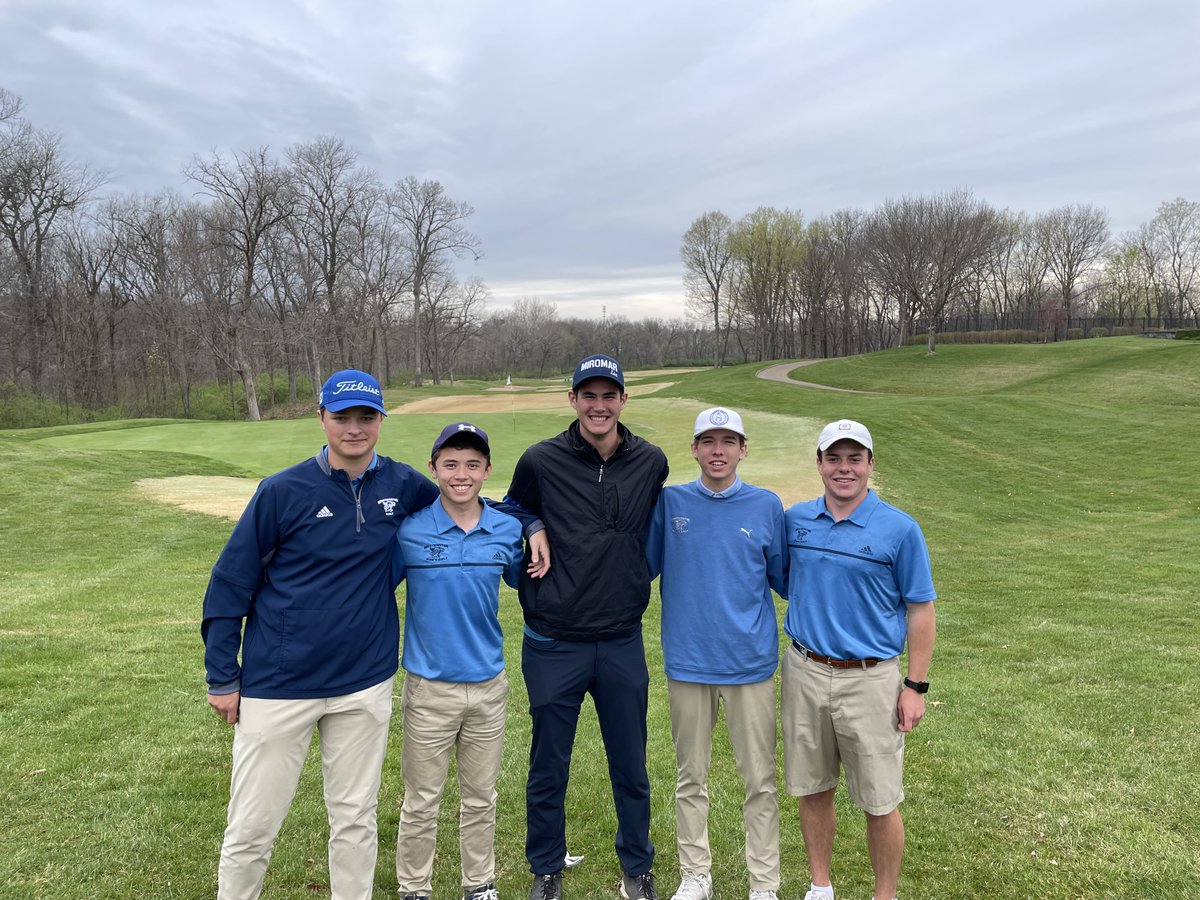 Great showing by the WCA golf team @ the Bulldog Tournament against top teams in the area! Jack Wooldridge led with 74 followed by Sam Vestal & @NickGeorge_25 with 81's, Luke Burkey an 82 and Jackson Lawrence with a 83! #seniorleaders #didusproud