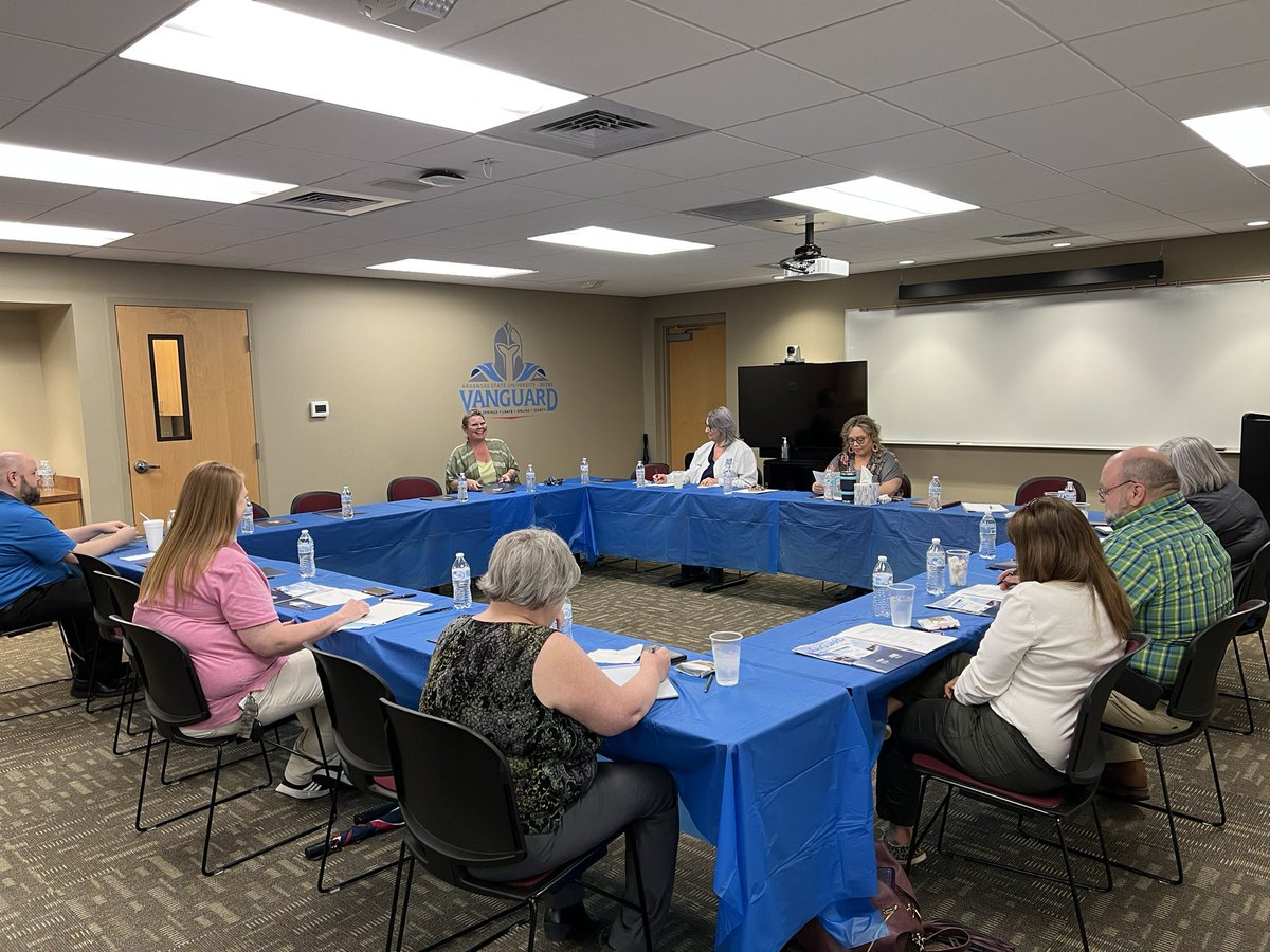 JoeRazorback's tweet photo. Our first HIA advisory board meeting of my employment.  @ASUBeebe #unityhealth. A great meeting. Online is coming!!!!!!!! #medicalcoding https://t.co/zL83SNWUZq