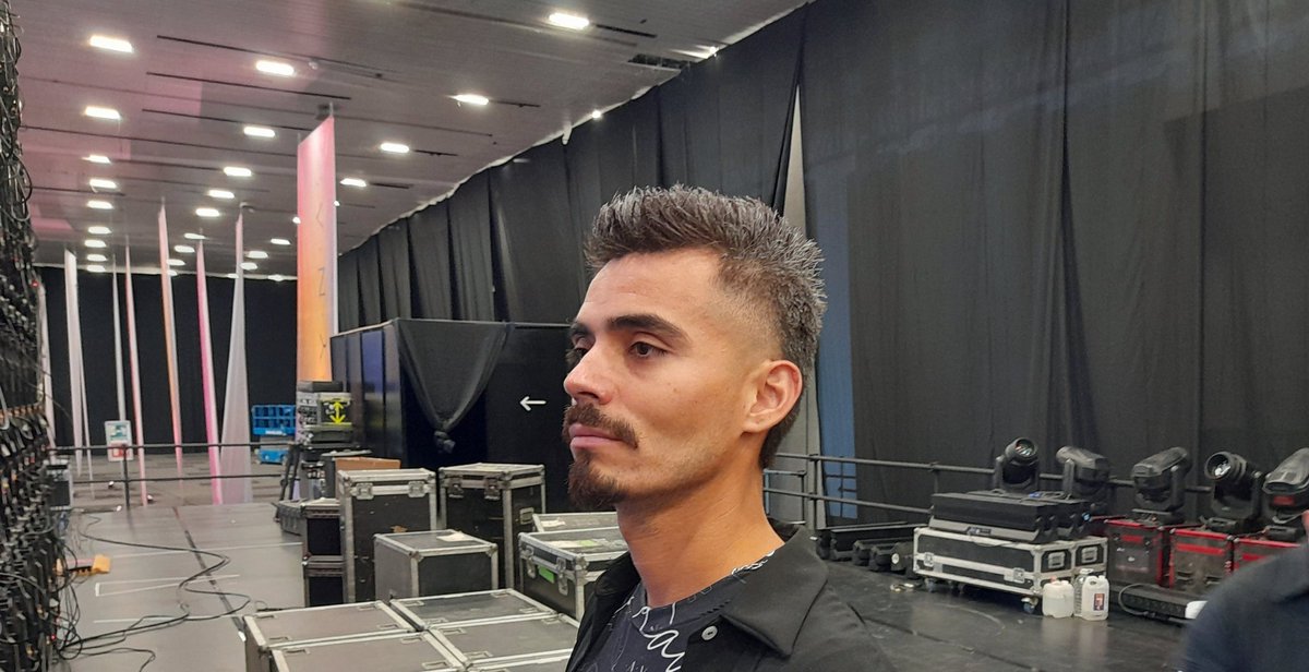 EDGARCUSTODIO02's tweet photo. El Chico del Mullet😎😎🇲🇽
#malemodel #pasarela #avyna #fashion #photography https://t.co/gkYmbw8Kfe