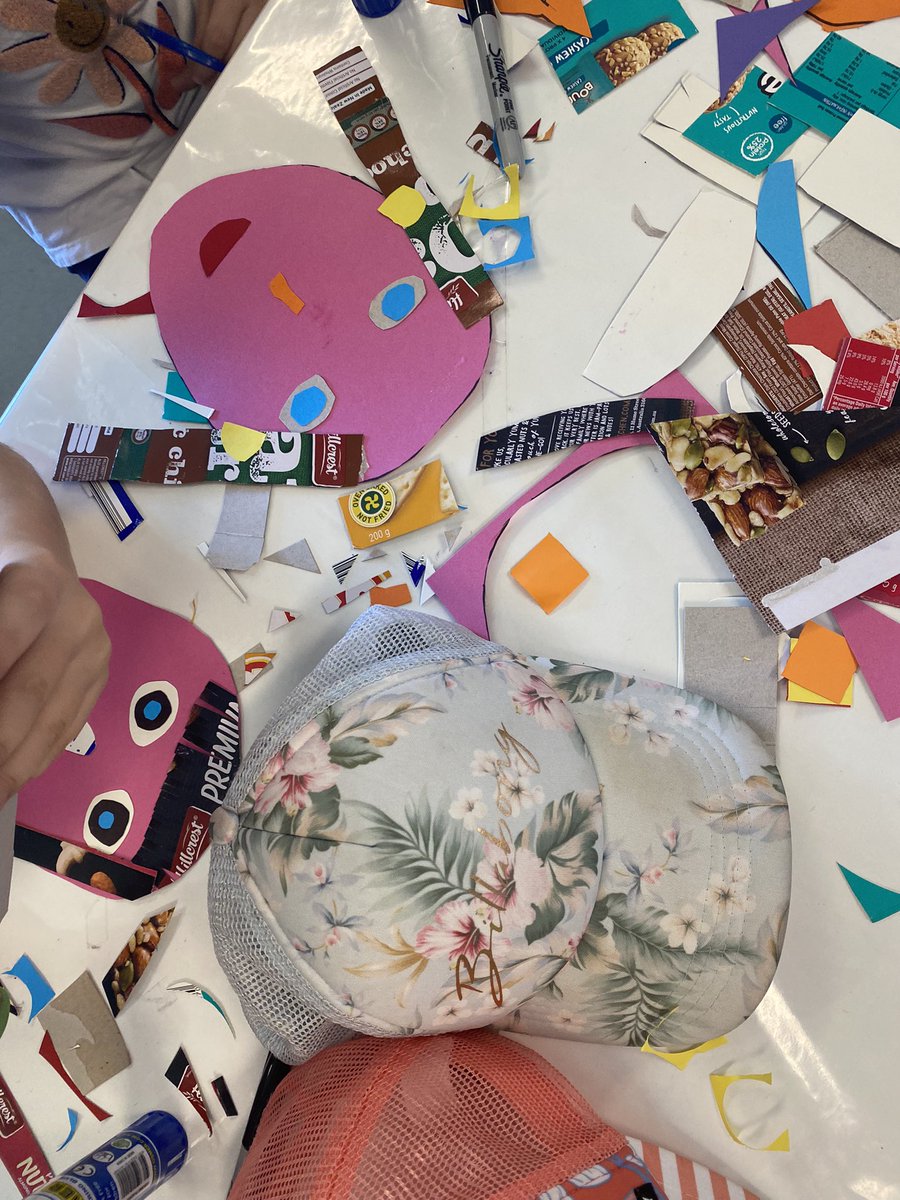 MsTsiav's tweet photo. Good morning! Here’s a little sustainable craft activity where we used recycled paper to make self portraits! Nice to see so much creativity shine through #acuedu_p https://t.co/JsUV3ttWL2
