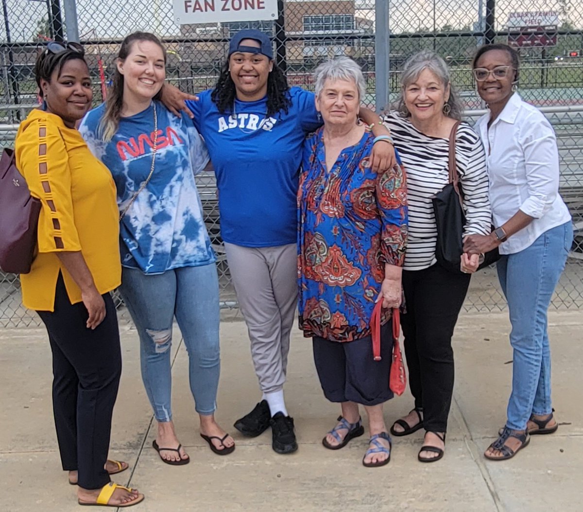 lesliejohnson81's tweet photo. We support our students in all that they do. This young lady had a huge cheering squad of educators tonight at her YMCA game. @HumbleISD_CAM @HumbleISD_GTE @ms_zimmer https://t.co/MCWEfRmkoM