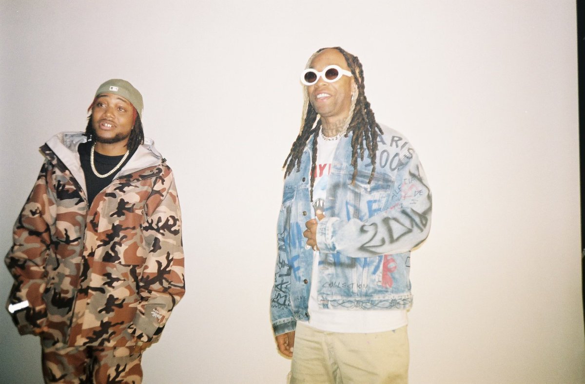 tydollasign's tweet photo. L E O N. T H O M A S. Shoutout fujjidom 📸 https://t.co/ydztvMBqLk