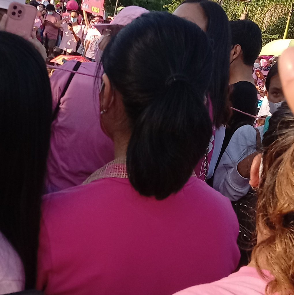 leeyahnaur's tweet photo. skl pics ko ni/with miss aika (aq yung nka black na cap sa 3rd nd 4th pic hehe busy sa kilig)
#ProtectTheRobredos
#ProtectAikaRobredo
#ProtectRobredoSisters
#ProtectLeniAndFamily
#IStandWithAika https://t.co/vXyFPNzkRl