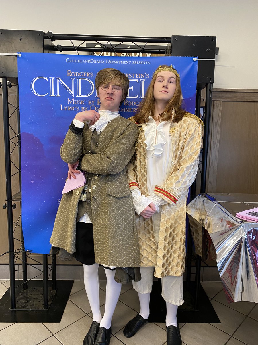 Mr. Burch tweet media