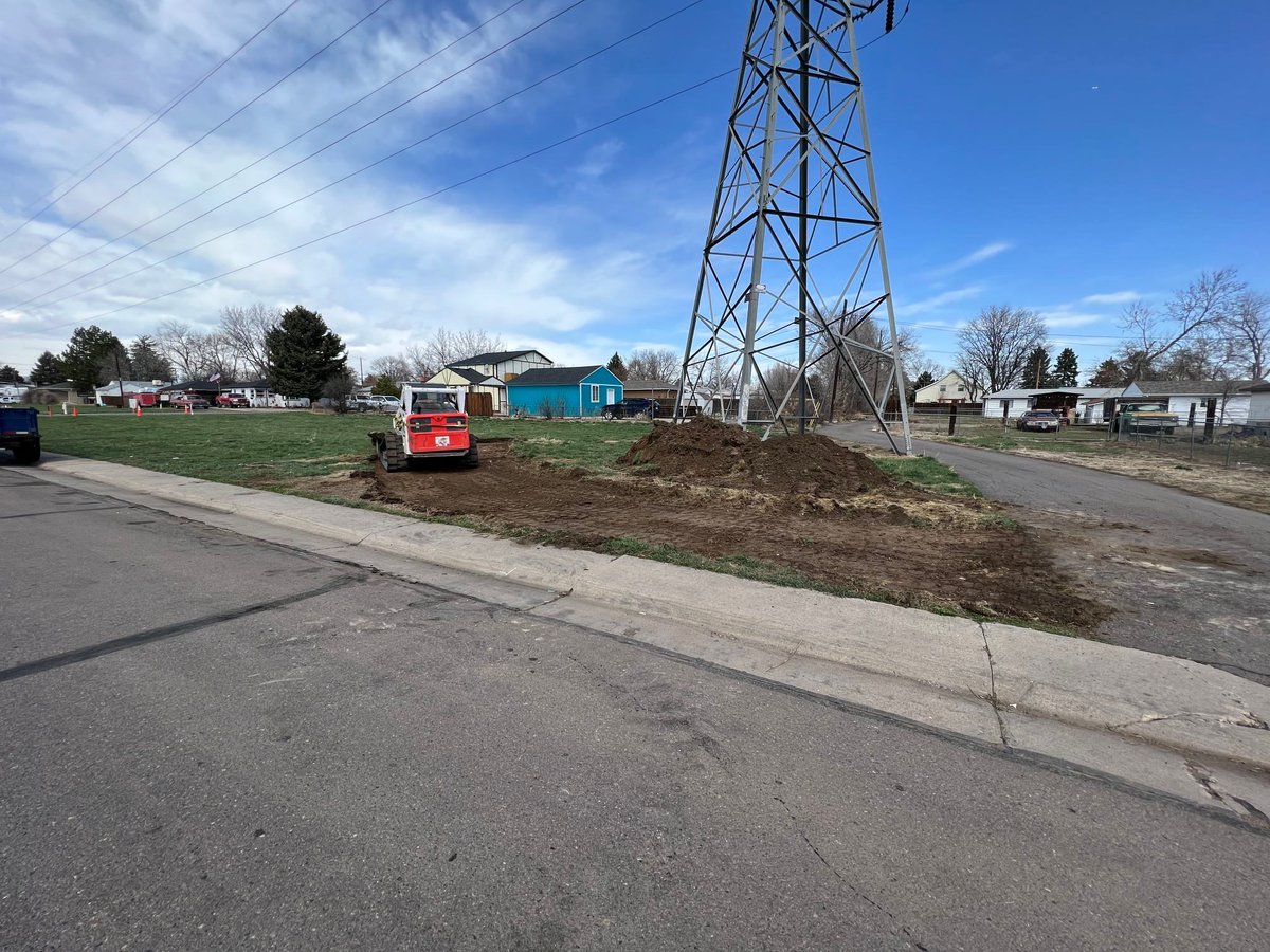 PlannerGaby's tweet image. It takes patience and perseverance to work in my field. After 3-yrs of planning and designing, @DenverDOTI  finally broke ground on the east leg of the Westwood Trail. The segment runs from Hazel to Zuni and it will connect the Westwood &amp;amp; Athmar Park neighborhoods.